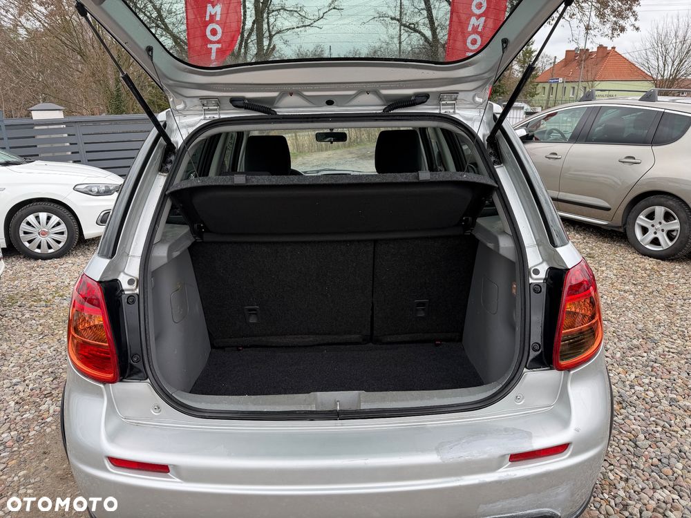 Suzuki SX4 1.6 VVT Automatik 4x2 Comfort - 11