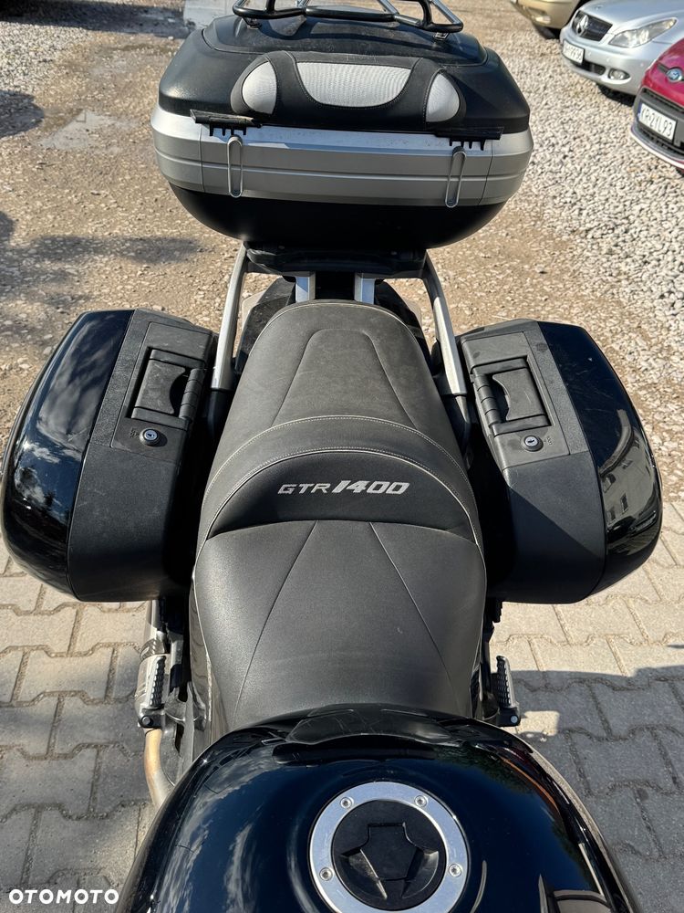 Kawasaki GTR - 3