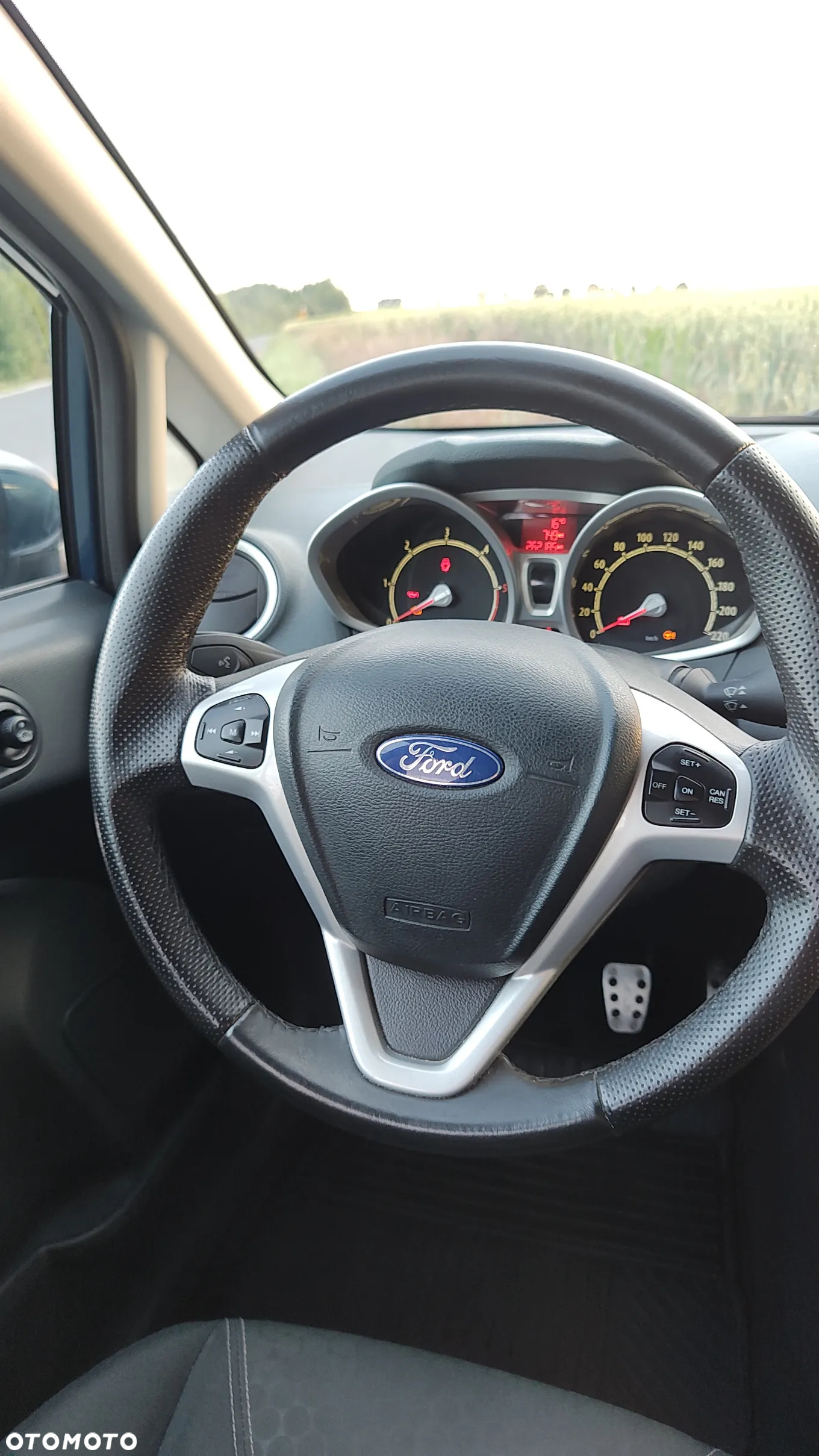 Ford Fiesta 1.6 TDCi Titanium - 7