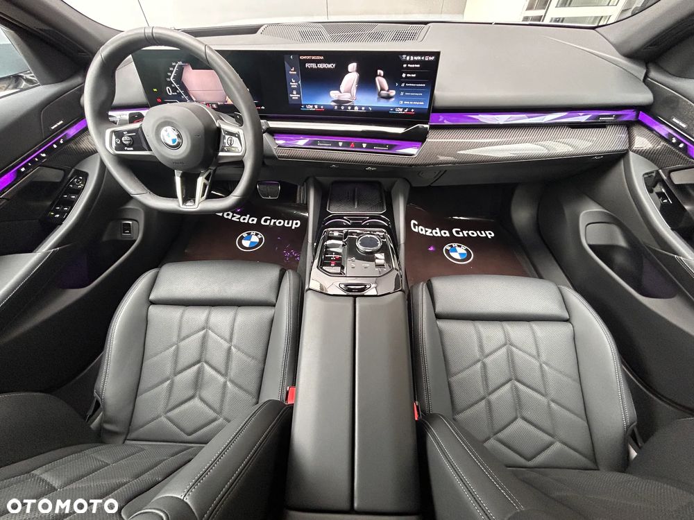 BMW Seria 5 520d - 32