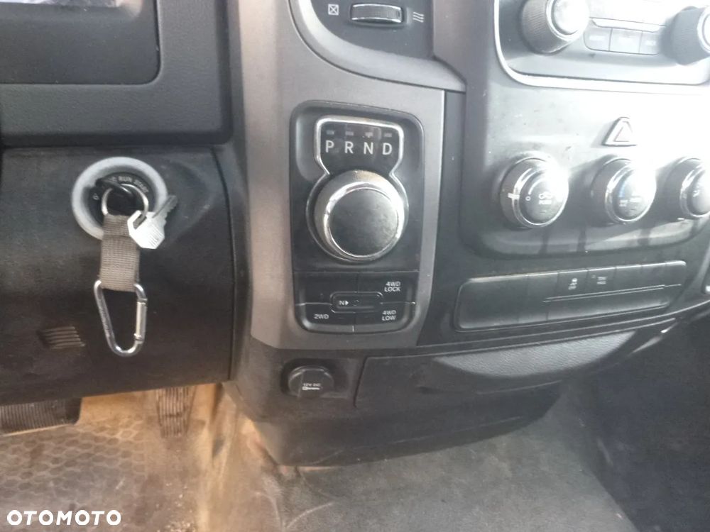 RAM 1500 - 9
