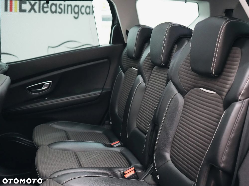 Renault Grand Scenic - 18