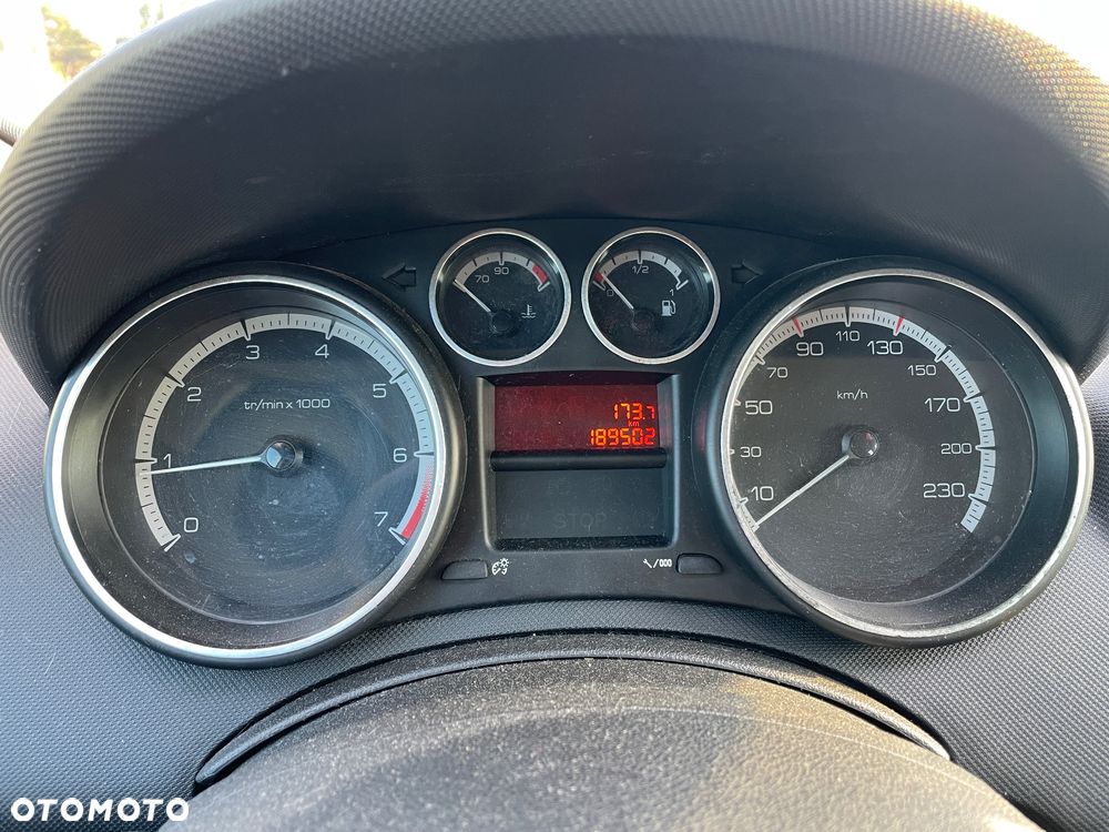 Peugeot 308 1.6 Premium - 18