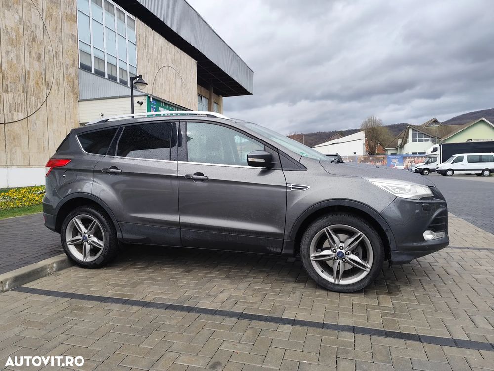 Ford Kuga 2.0 TDCi 4x4 Aut. SYNC - 3