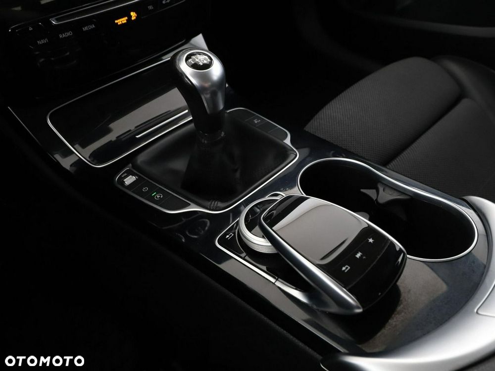 Mercedes-Benz Klasa C 200 Avantgarde - 29