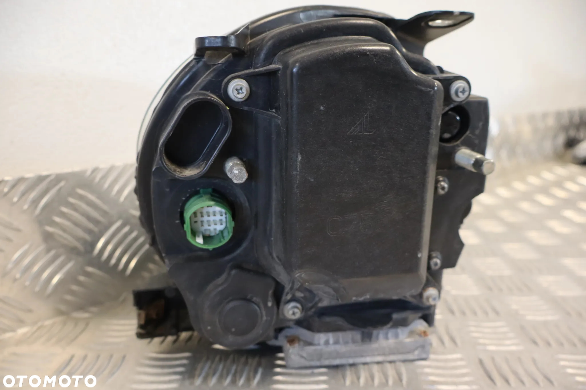 LAMPA PRZEDNIA PRZÓD PRAWA LEWA FIAT 500 XENON 2007-2015 - 15