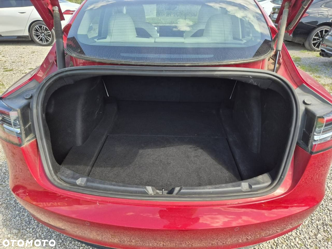 Tesla Model 3 - 13