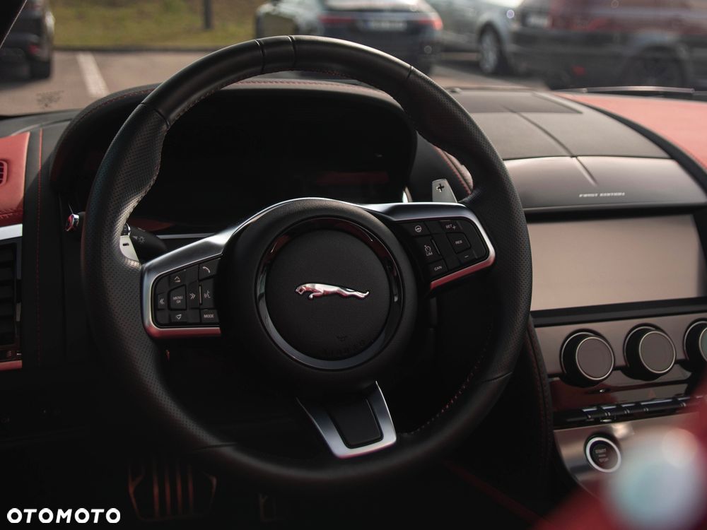 Jaguar F-Type 2.0 Turbo First Edition - 7