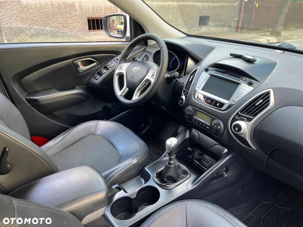 Hyundai ix35 blue 1.6 2WD Finale Gold - 7