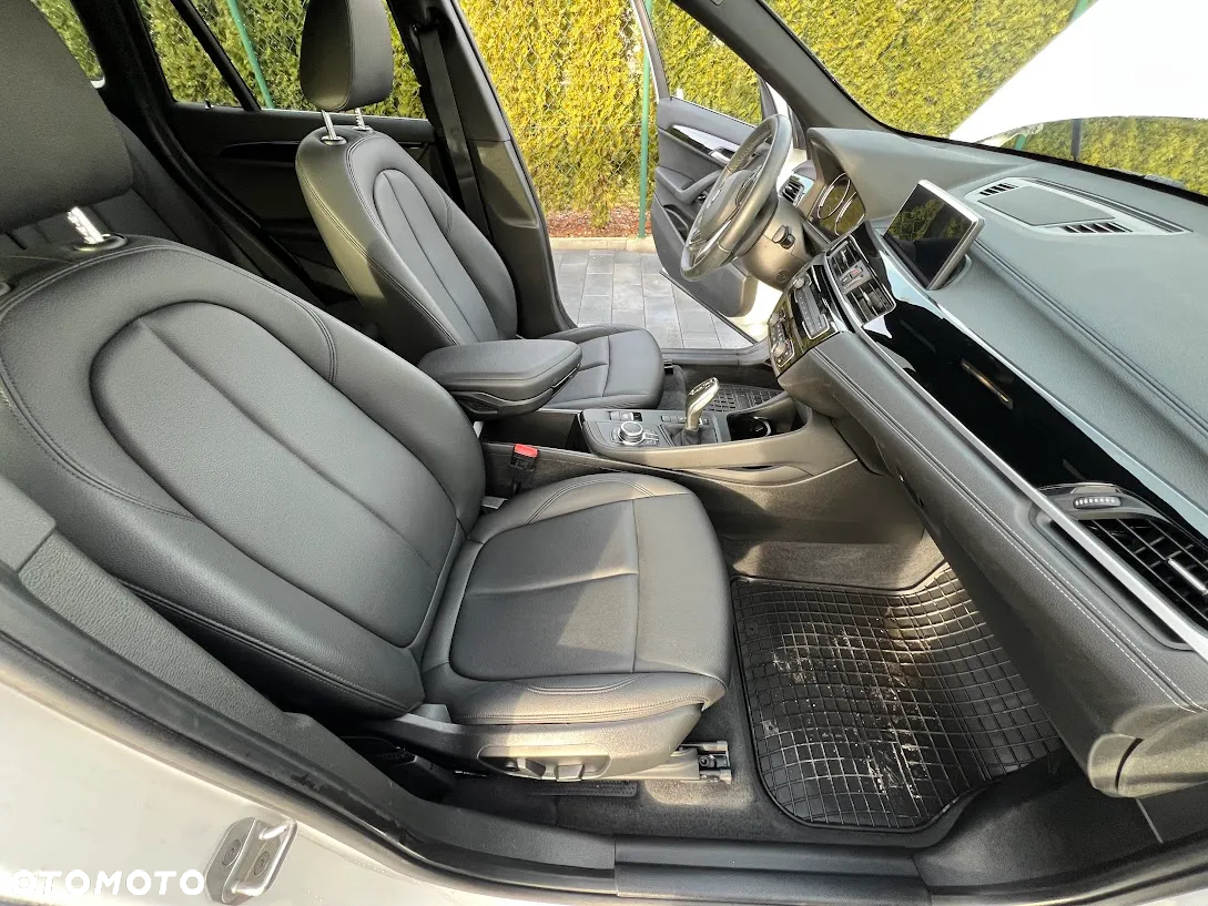 BMW X1 - 16