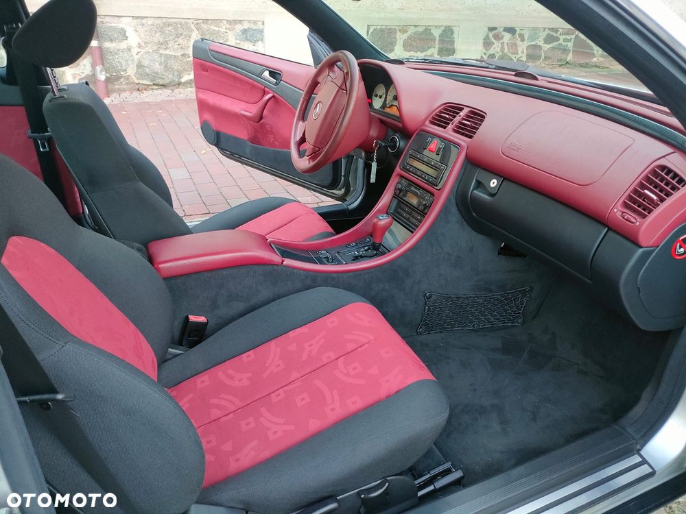 Mercedes-Benz CLK - 4