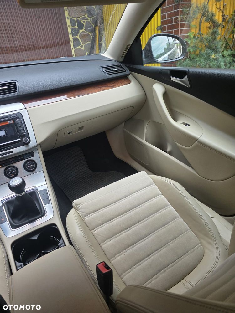 Volkswagen Passat 2.0 TDI 4Mot Comfortline - 15