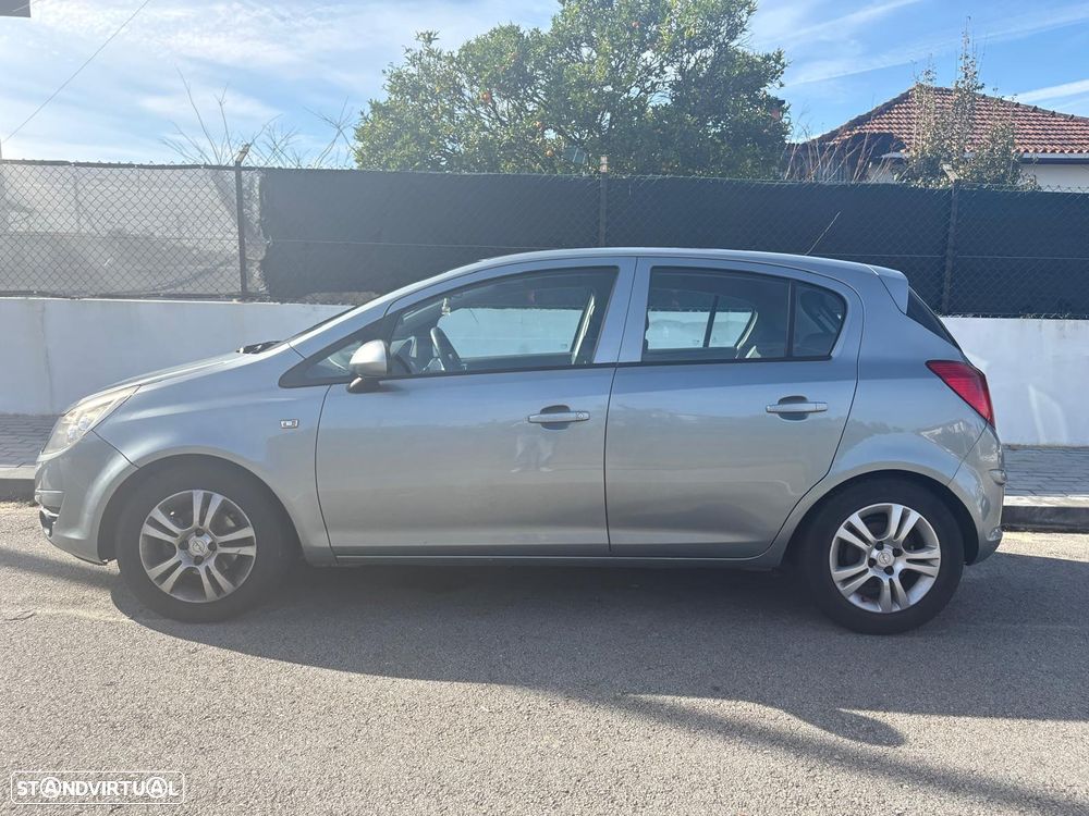 Opel Corsa 1.3 CDTi Enjoy EcoFLEX - 6