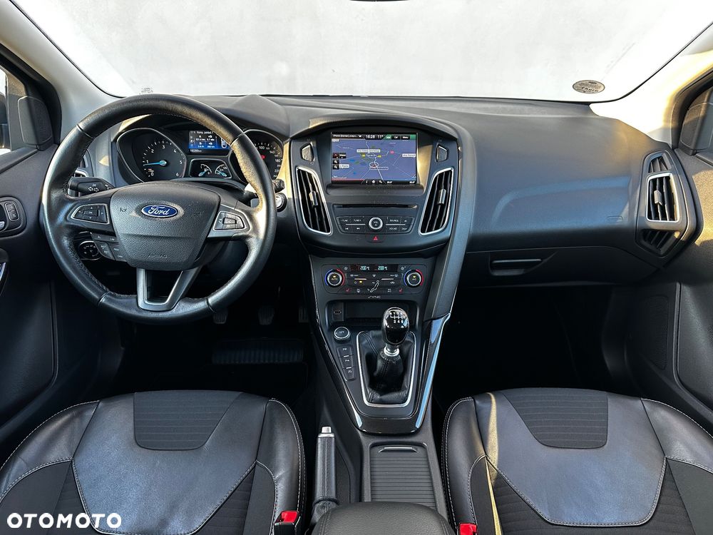 Ford Focus 1.5 TDCi DPF Start-Stopp-System Titanium - 10