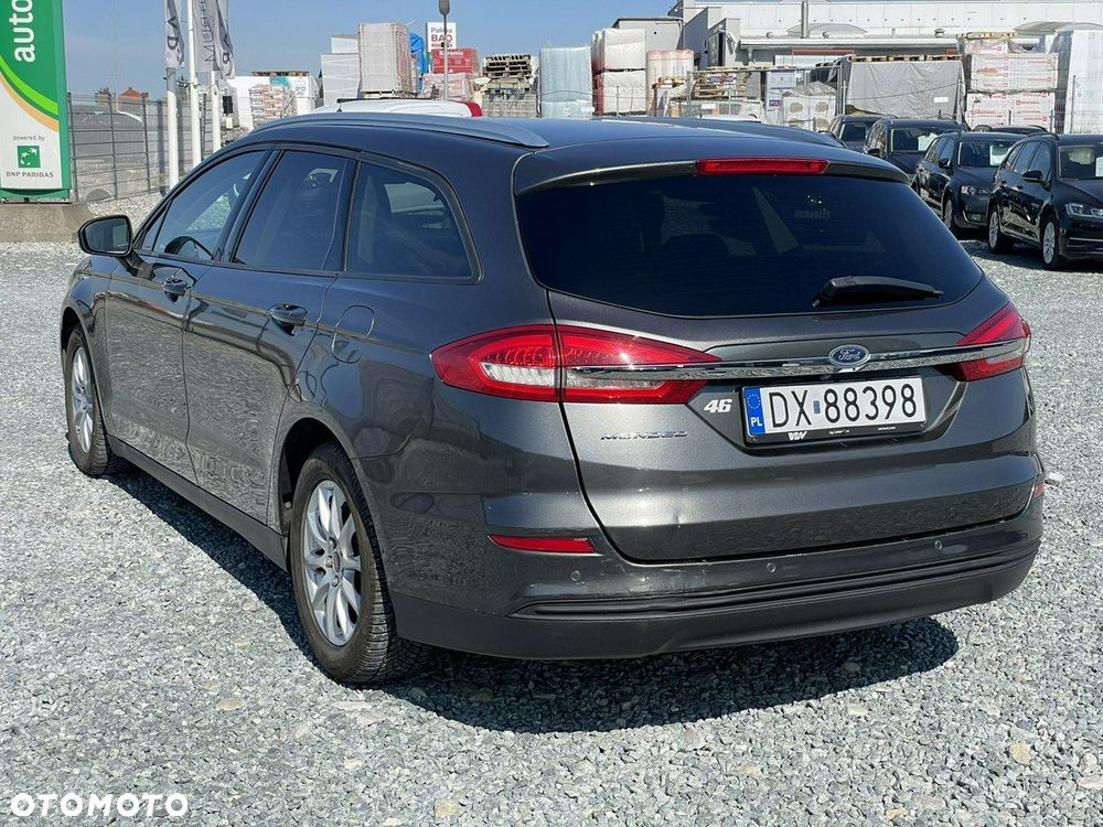 Ford Mondeo 2.0 TDCi Ambiente PowerShift - 8