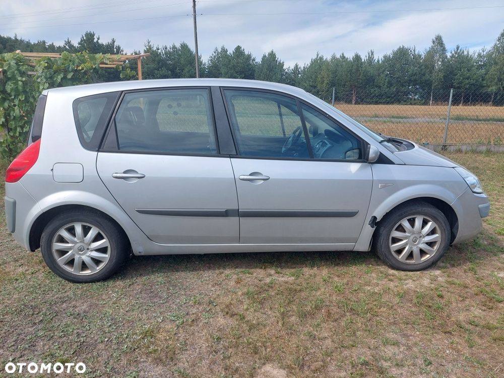 Renault Scenic - 4