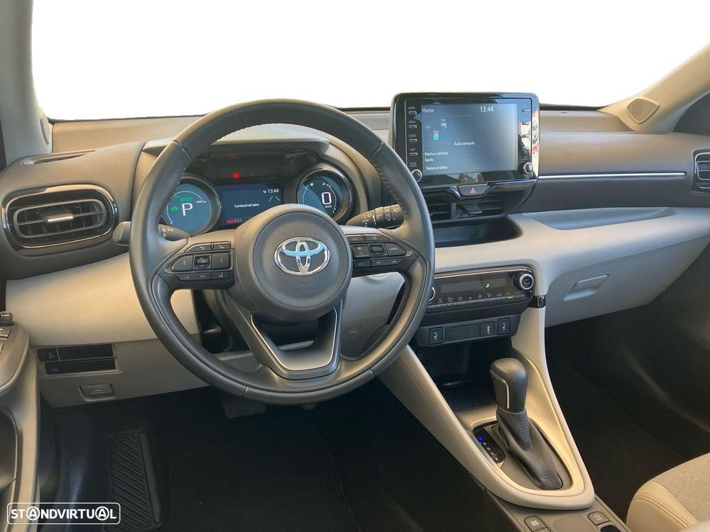 Toyota Yaris 1.5 HDF Luxury - 9