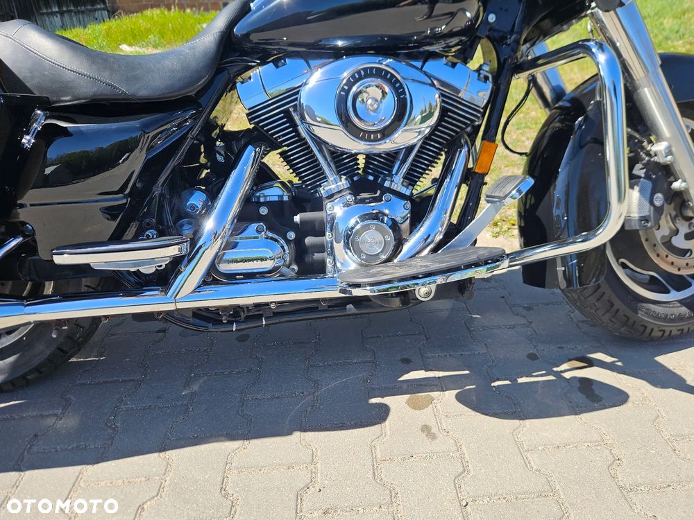 Harley-Davidson Touring Electra Glide - 8