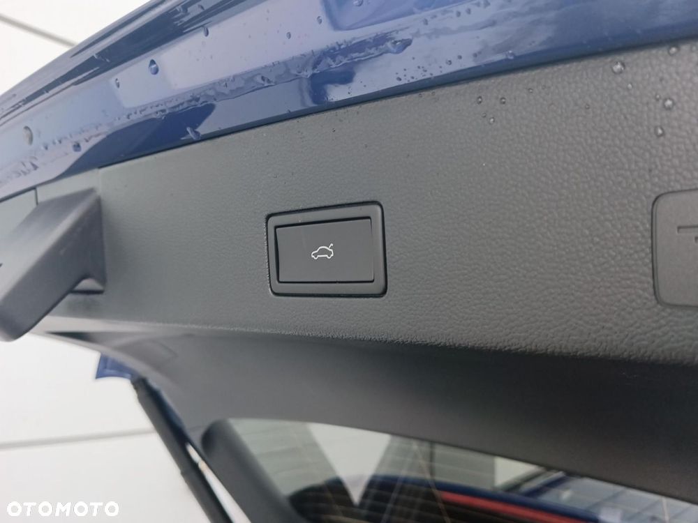 Volkswagen Golf - 23