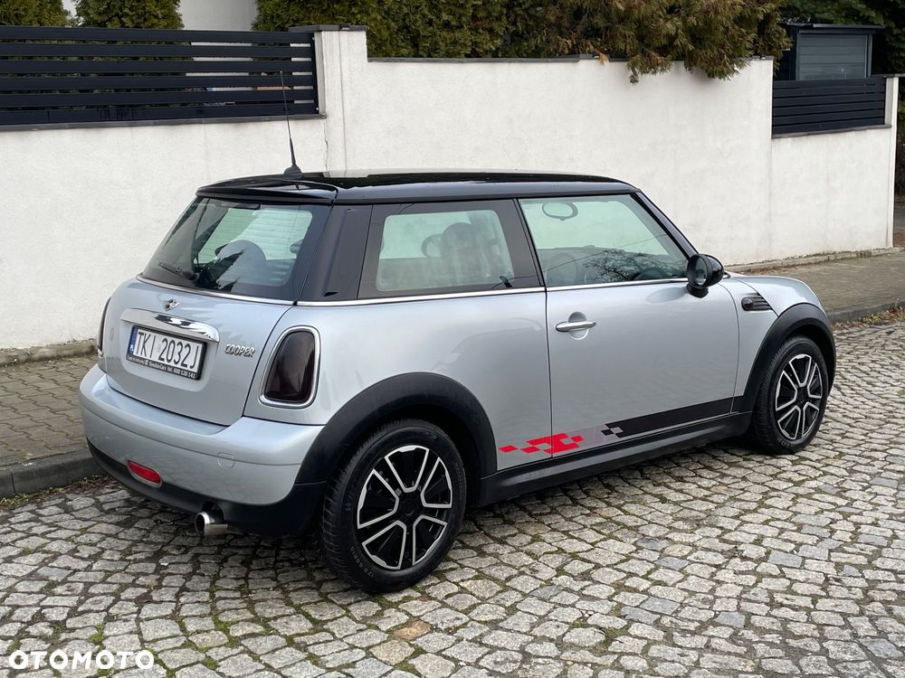 MINI Cooper Standard - 3