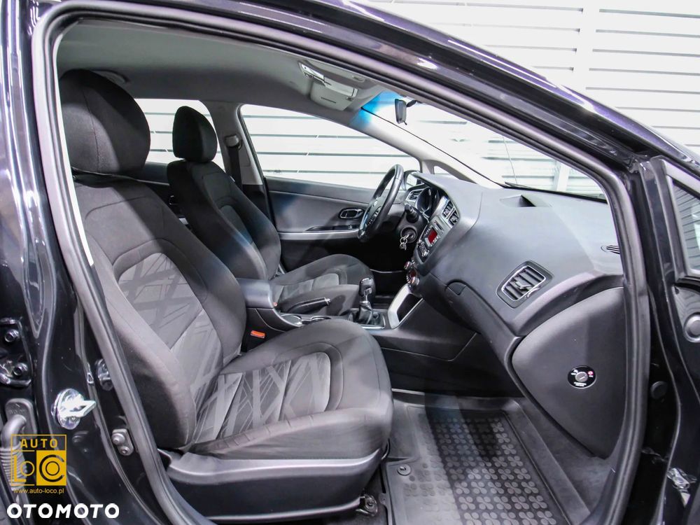 Kia Ceed Cee'd 1.6 GDI M - 10