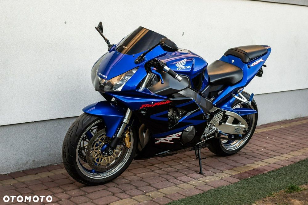 Honda CBR - 7