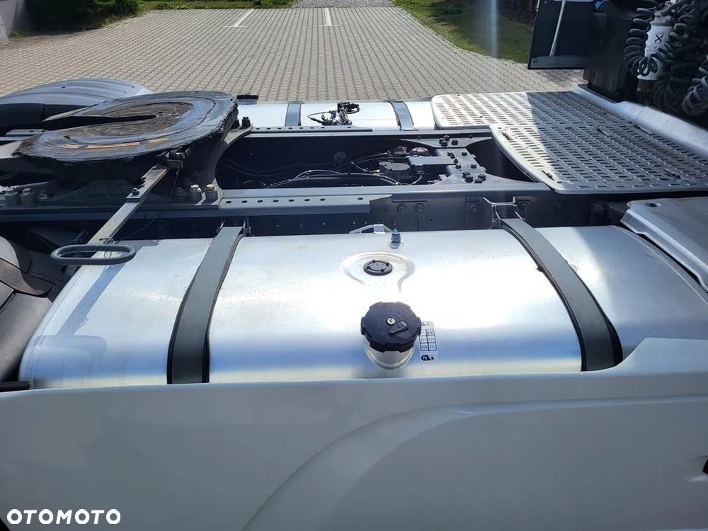 DAF FT XF 480 - 9