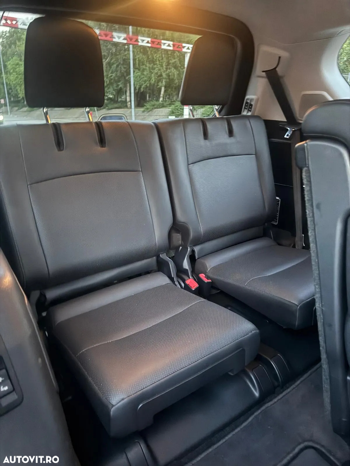 Toyota Land Cruiser - 6