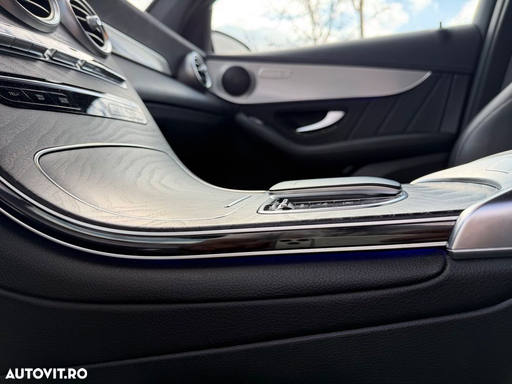 Mercedes-Benz GLC Coupe 300 de 4Matic 9G-TRONIC AMG Line - 17