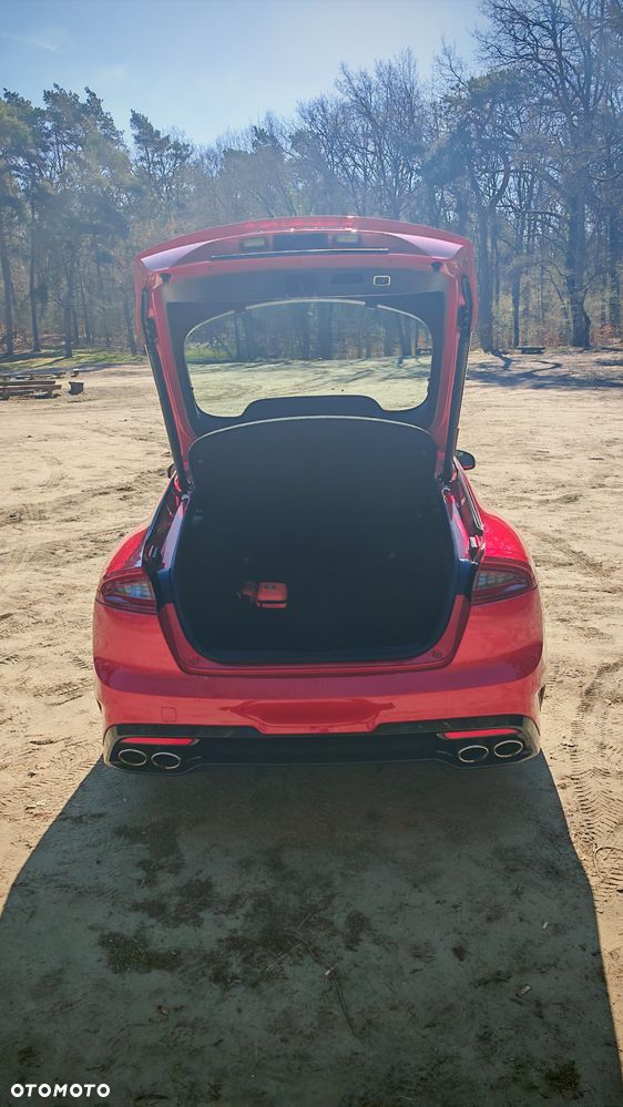 Kia Stinger 2.0 T-GDI GT Line - 19