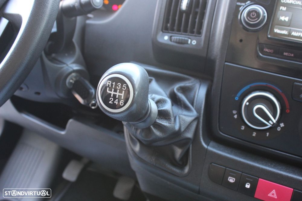 Peugeot Boxer 2.0 BlueHDi 330 L1H1 Premium - 6
