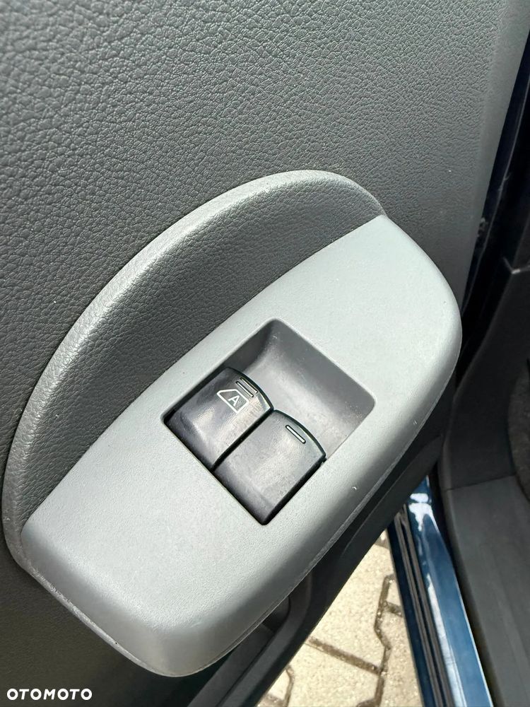 Nissan NV200 Evalia 1.6 Premium - 21