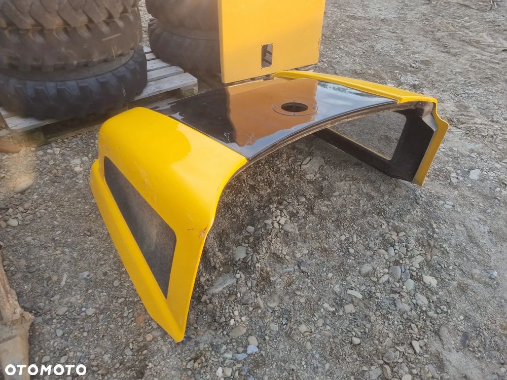 Klapa do ładowarki JCB 406 407 408 maska osłona tylna - 4