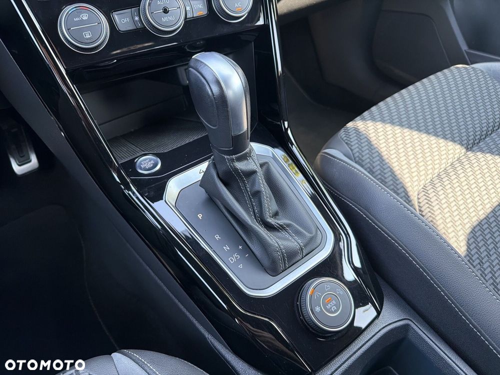 Volkswagen T-Roc 2.0 TSI 4Motion R DSG - 17