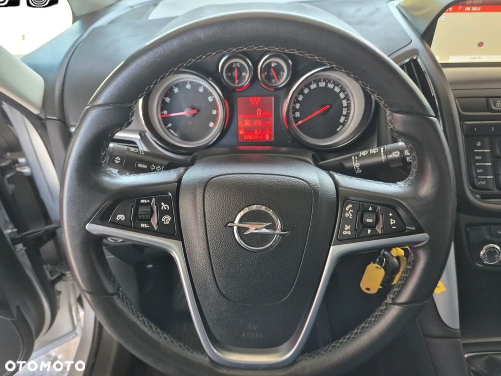 Opel Zafira Tourer 1.4 Turbo Business Innovation - 35