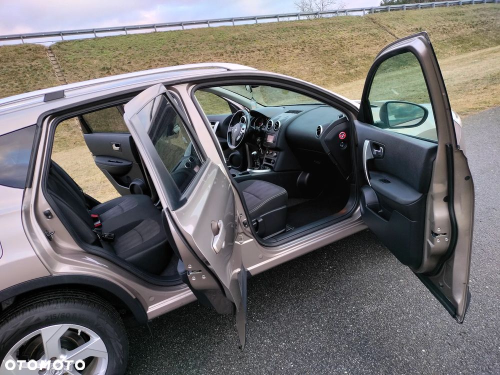 Nissan Qashqai 2.0 Acenta Pack - 16