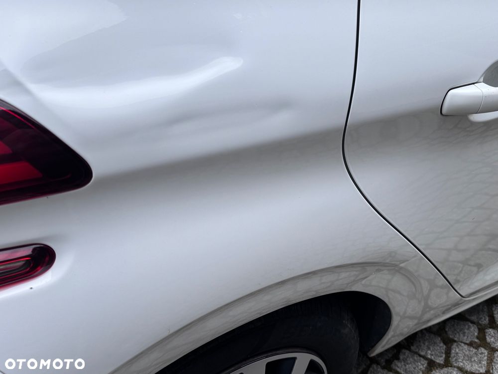 Peugeot 208 PureTech 82 Urban Move - 8