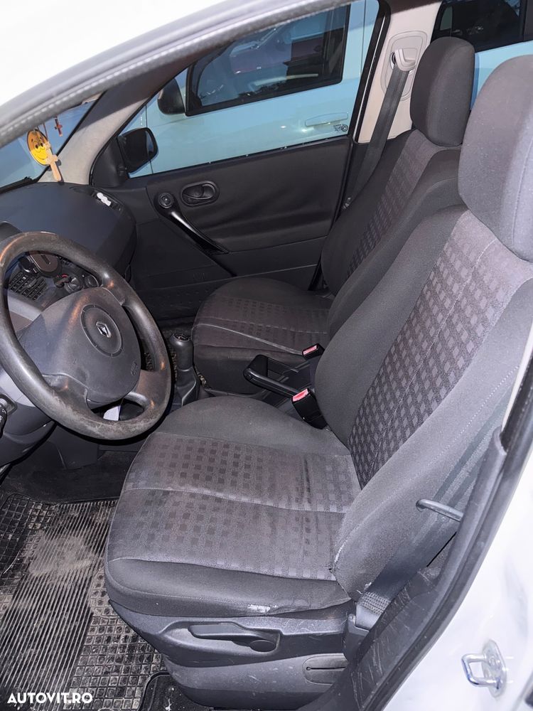 Renault Megane 1.6 16V Authentique - 9