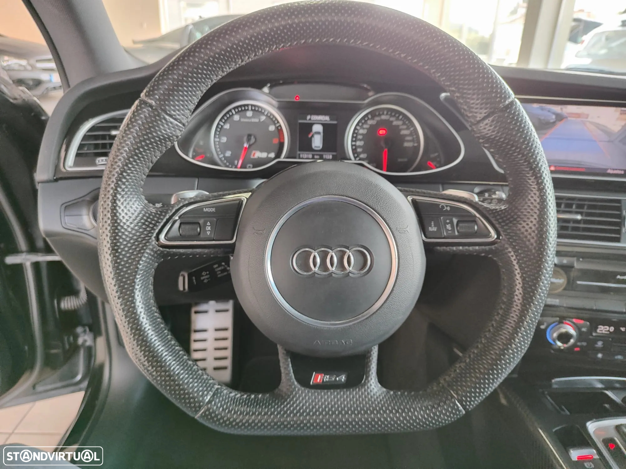 Audi RS4 Avant 4.2 FSi quattro S tronic - 29