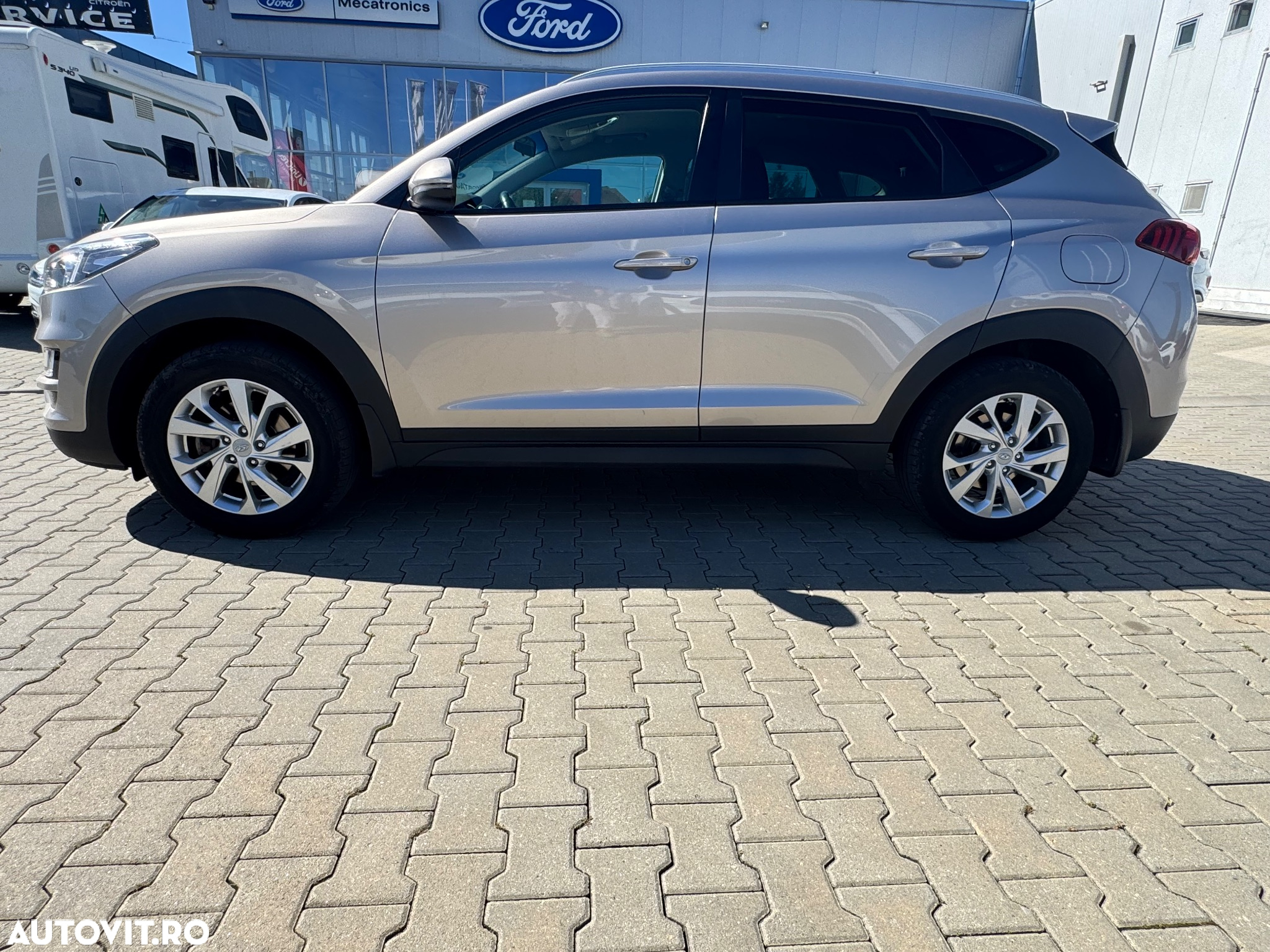 Hyundai Tucson 1.6 CRDi 4WD 6MT Style - 6