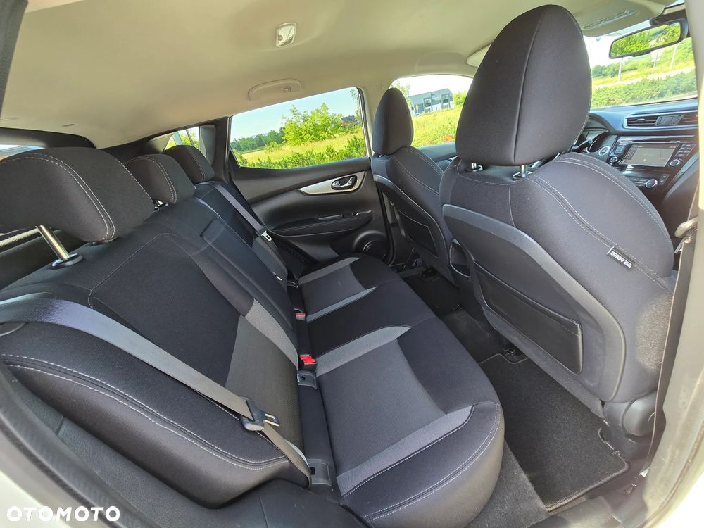 Nissan Qashqai 1.6 dCi 4x4 360 S&S - 15