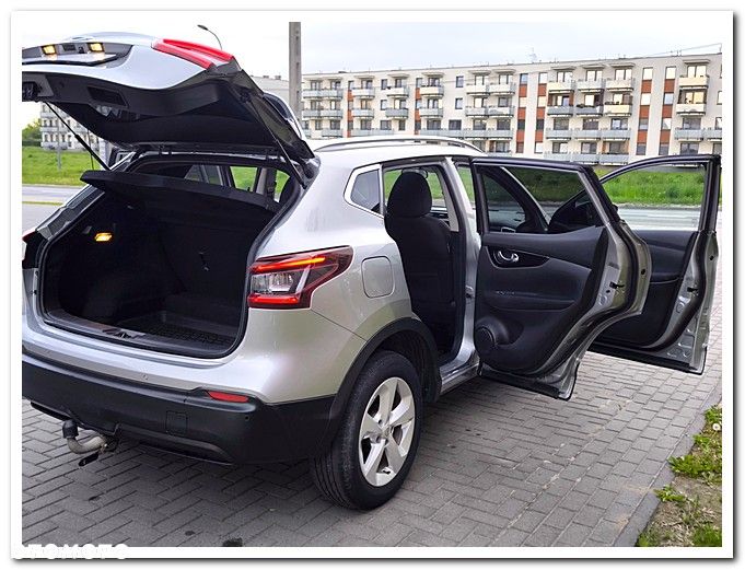 Nissan Qashqai 1.3 DIG-T N-WAY - 17
