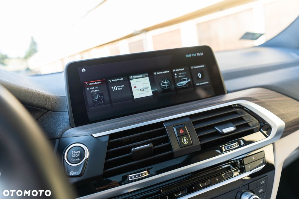 BMW X3 xDrive20d Luxury Line - 21