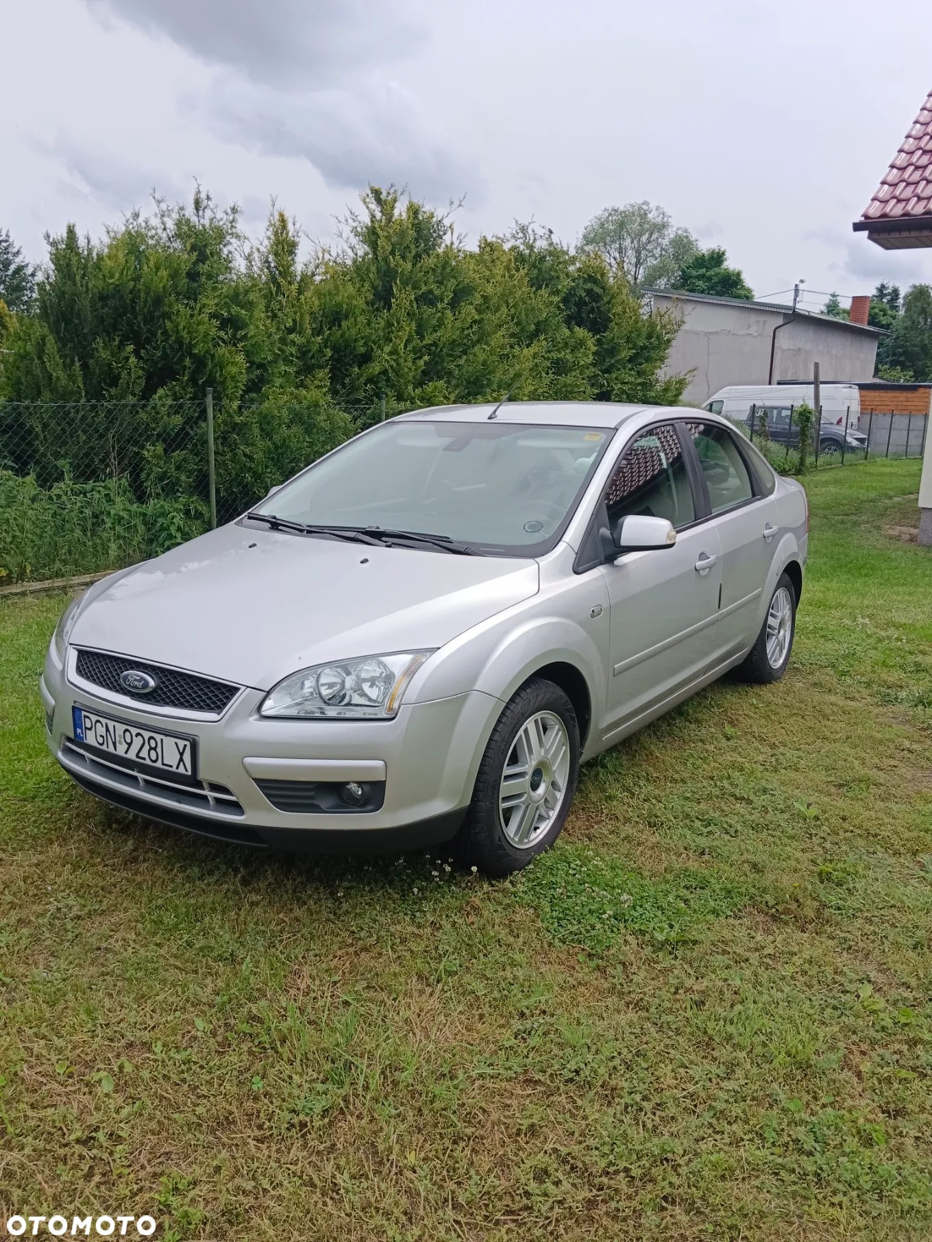 Ford Focus 1.6 Ghia - 2
