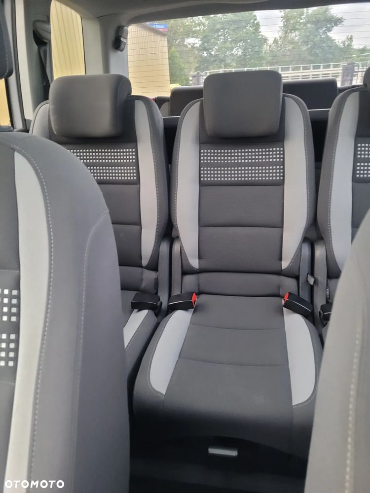 Volkswagen Touran 1.6 TDI DPF BlueMotion Technology Life - 18