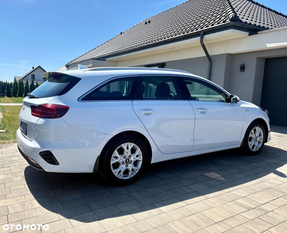 Kia Ceed 1.5 T-GDI M - 6