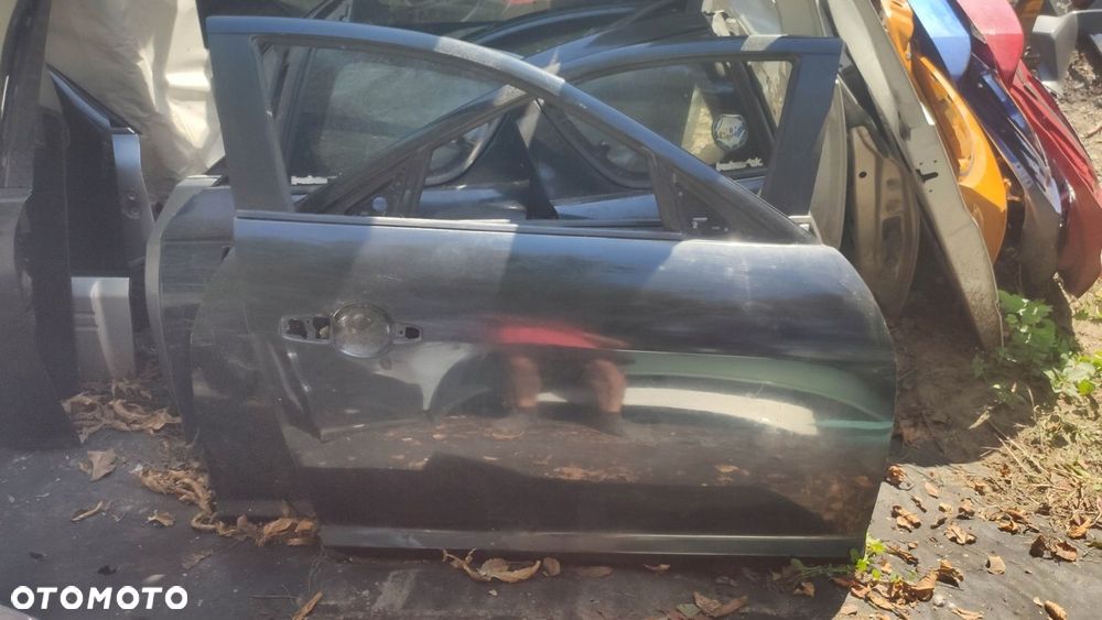 DRZWI PRAWY PRZÓD MAZDA RX8 - 1