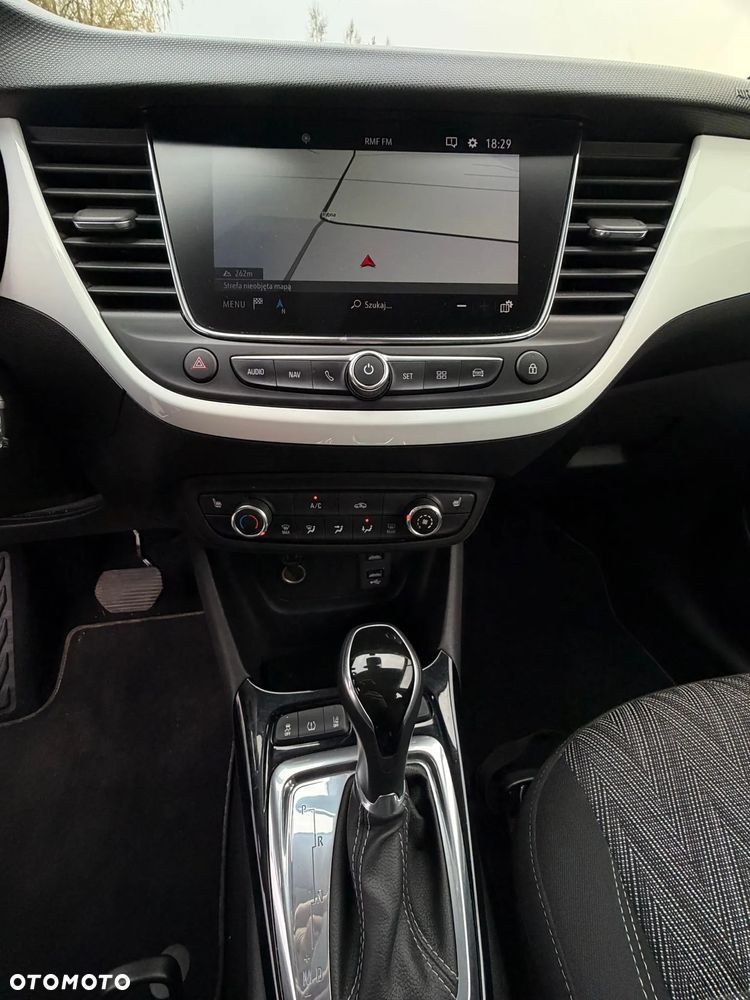 Opel Crossland X 1.2 Start/Stop Automatik 120 Jahre - 9