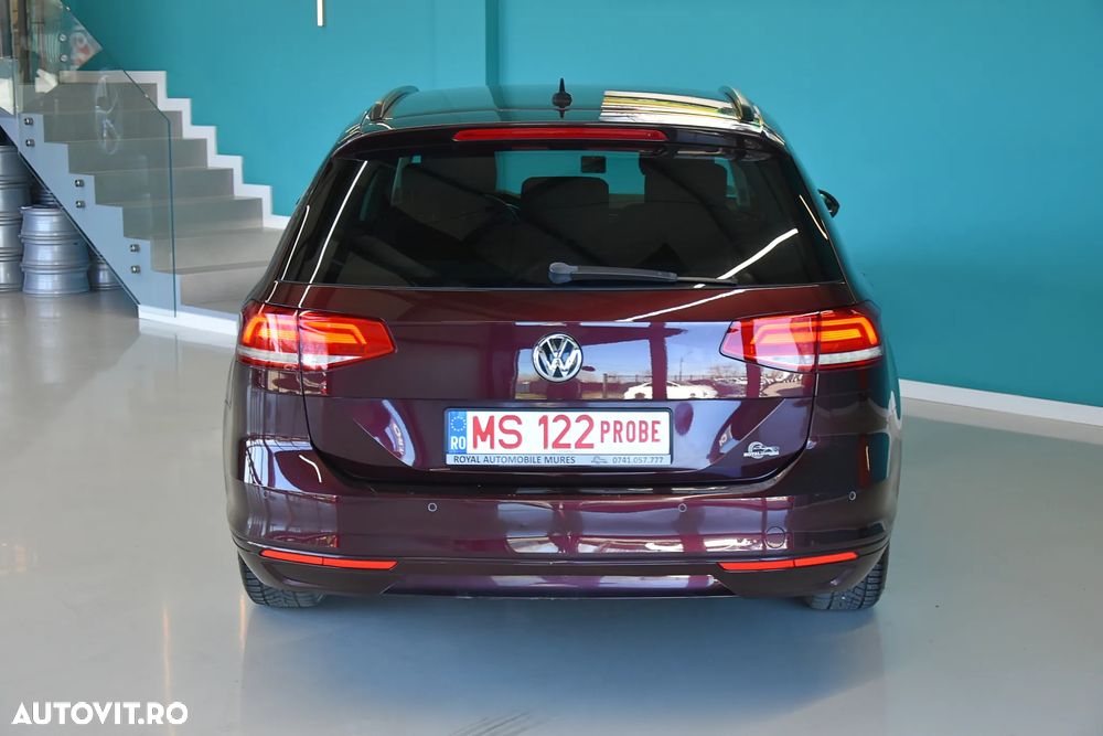 Volkswagen Passat 1.6 TDI (BlueMotion Technology) DSG Comfortline - 10