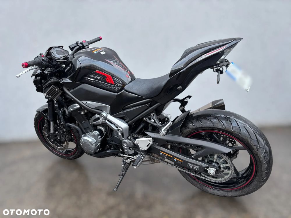 Kawasaki Z 900 - 3